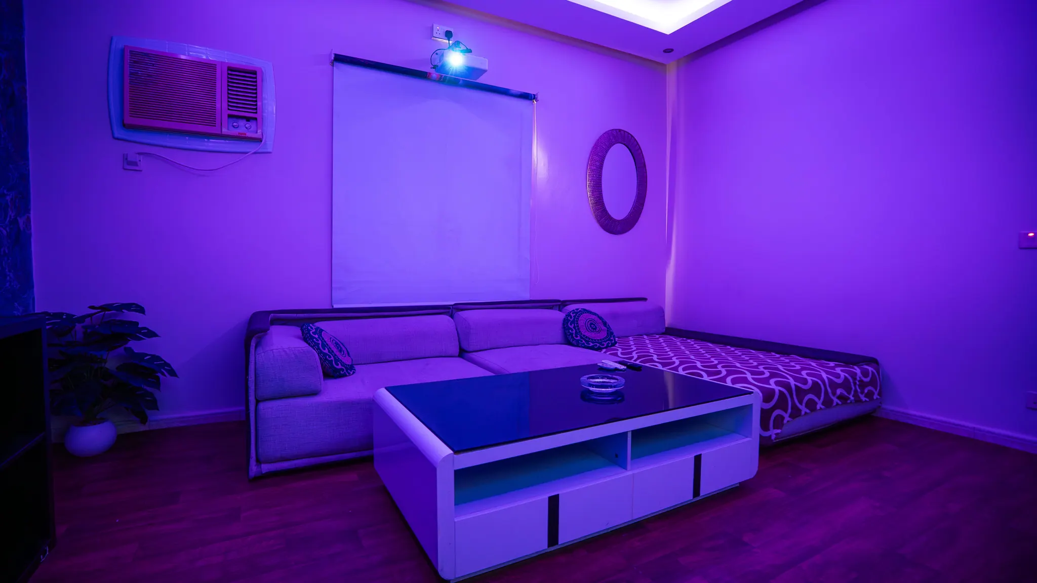 Safe House - 1 Bedroom — 3